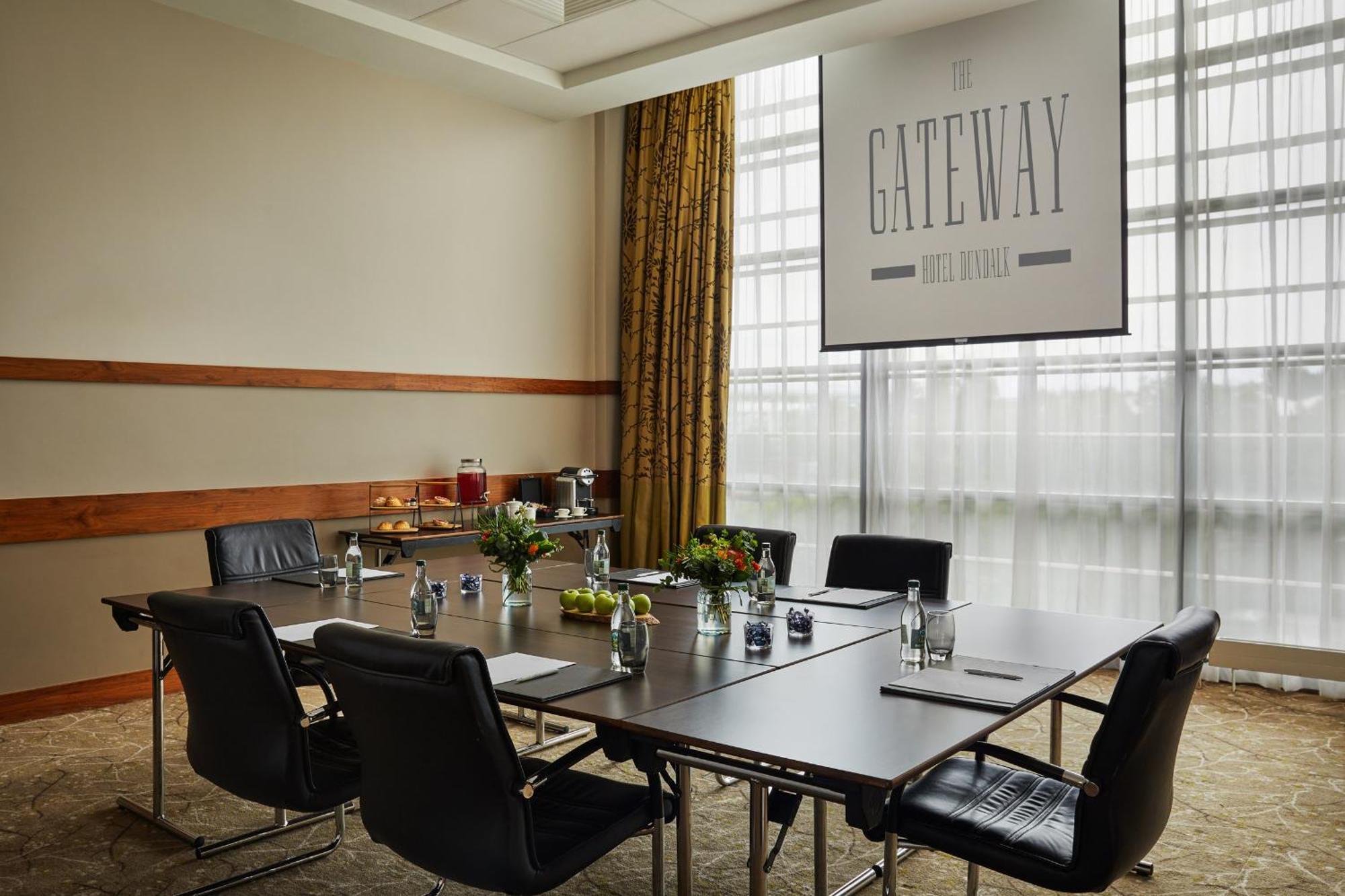 The Gateway Hotel Dundalk Exterior foto